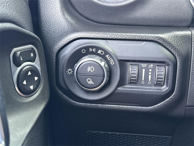 2022 Jeep Gladiator Overland 4x4