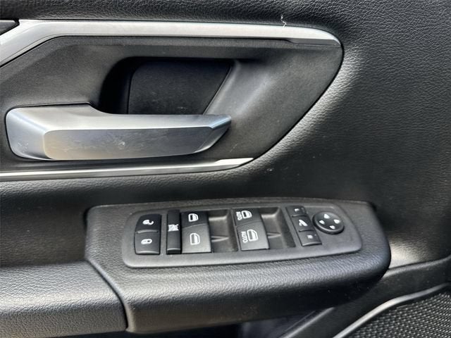 2023 RAM 1500 Big Horn Crew Cab 4x2 5'7" Box