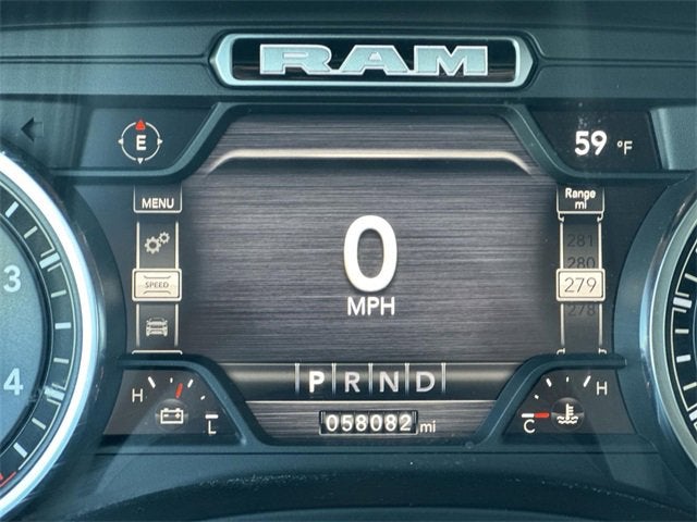 2022 RAM 1500 Laramie Crew Cab 4x2 5'7" Box