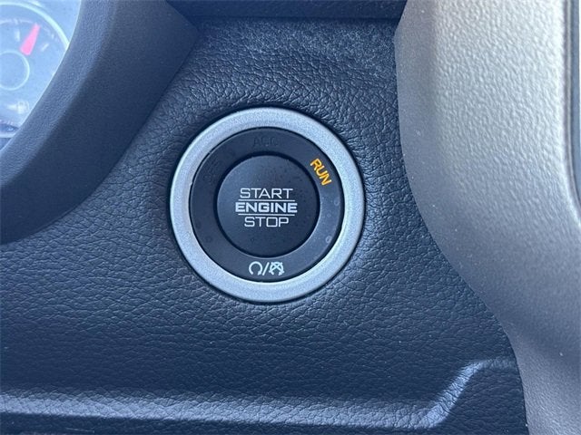 2022 RAM 1500 Laramie Crew Cab 4x2 5'7" Box