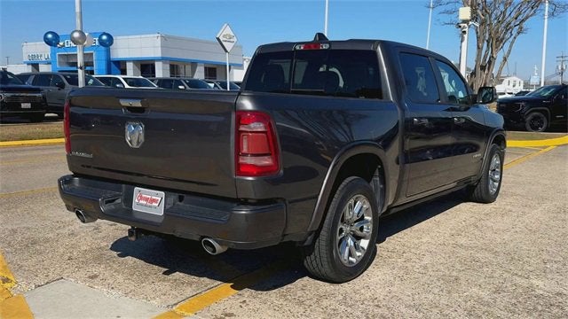 2022 RAM 1500 Laramie Crew Cab 4x2 5'7" Box