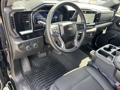 2025 Chevrolet Silverado 1500 LT (2FL)