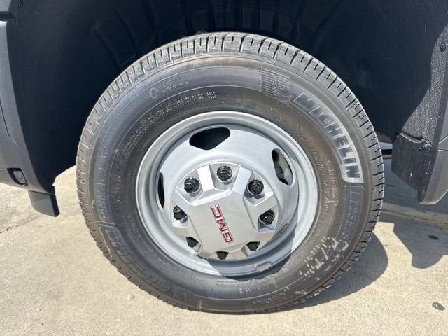 2026 GMC Sierra 3500 HD Chassis Cab Pro