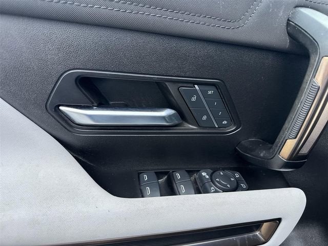 2024 GMC HUMMER EV SUV 2X