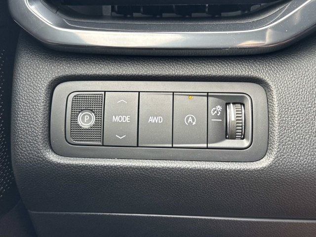 2027 GMC Acadia AT4