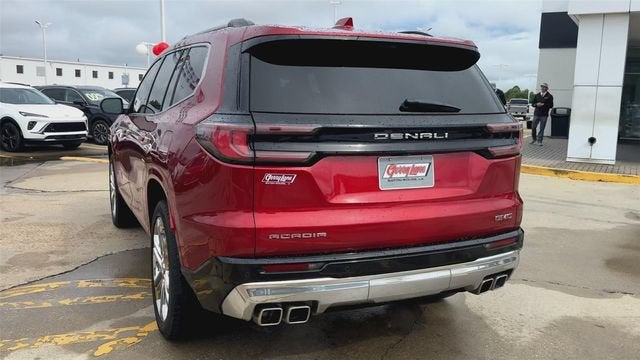 2025 GMC Acadia Denali