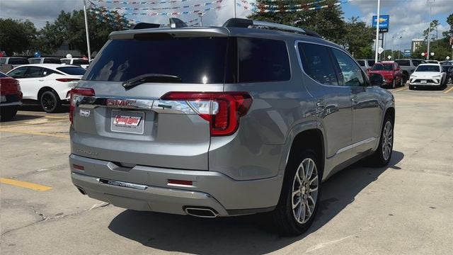 2023 GMC Acadia Denali