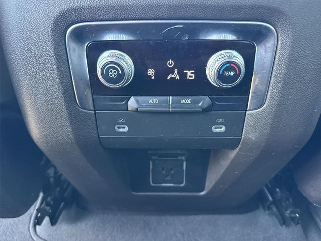 2023 GMC Yukon SLE