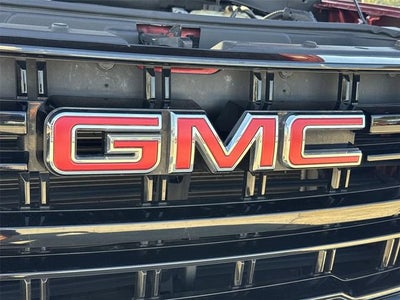 2023 GMC Yukon SLE