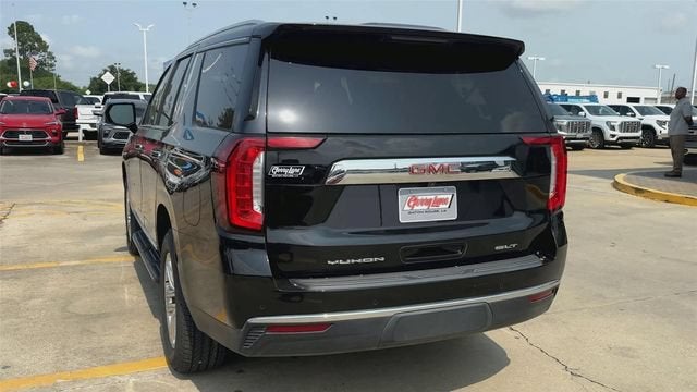 2023 GMC Yukon SLT