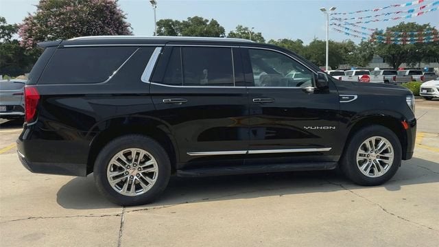 2023 GMC Yukon SLT