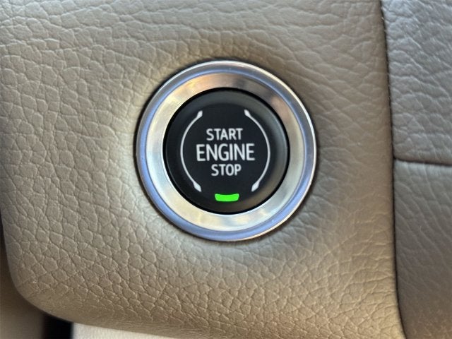 2023 GMC Yukon Denali - Photo 17