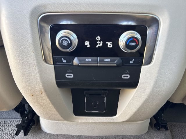 2023 GMC Yukon Denali - Photo 22