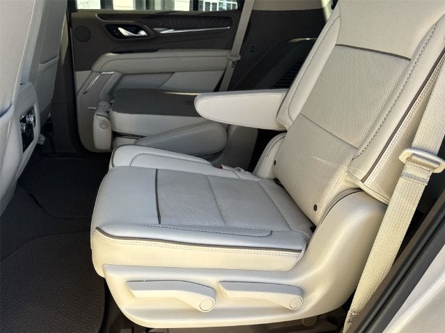 2023 GMC Yukon Denali - Photo 26