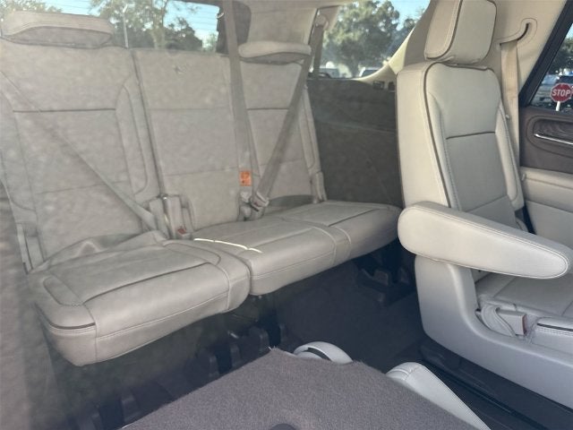 2023 GMC Yukon Denali - Photo 28