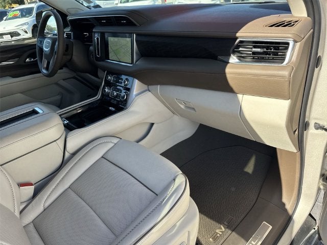 2023 GMC Yukon Denali - Photo 30