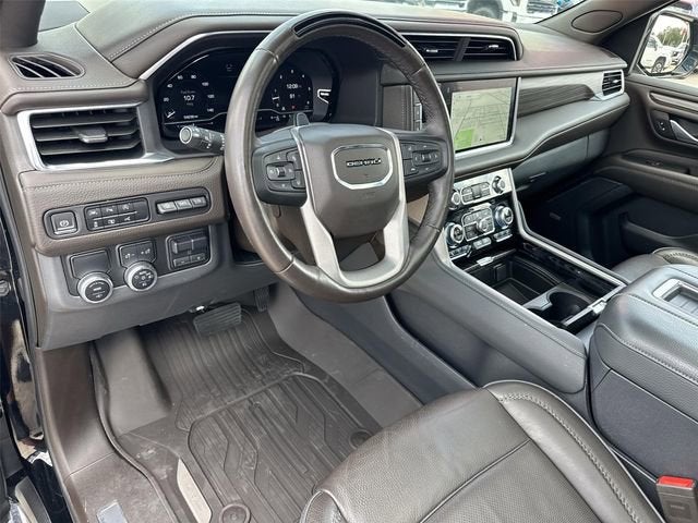 2023 GMC Yukon Denali - Photo 10