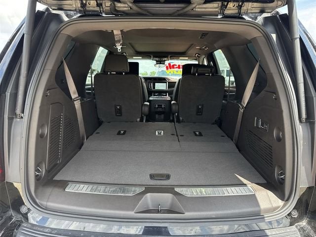 2023 GMC Yukon Denali - Photo 27