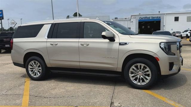 2022 GMC Yukon XL SLE