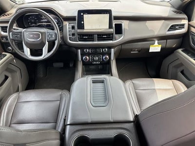 2022 GMC Yukon XL SLE