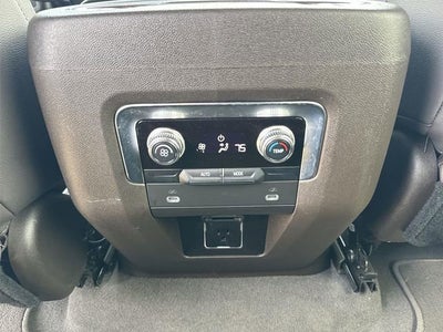 2022 GMC Yukon XL SLE