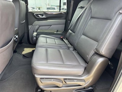 2022 GMC Yukon XL SLE