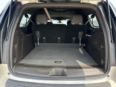 2022 GMC Yukon XL SLE