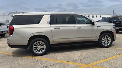 2022 GMC Yukon XL SLE