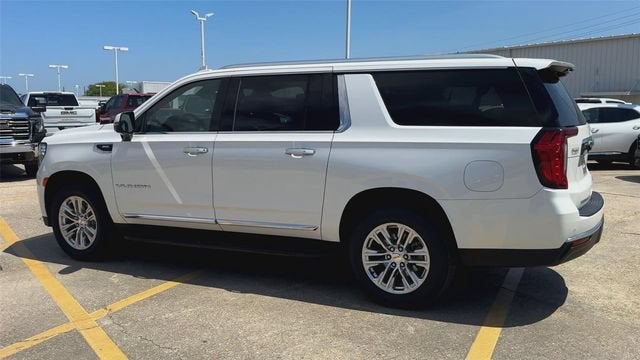 2024 GMC Yukon XL SLT