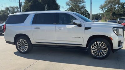 2023 GMC Yukon XL Denali Ultimate