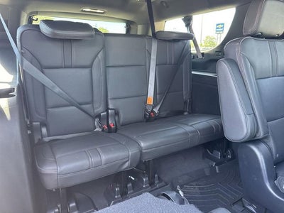 2022 Chevrolet Suburban RST