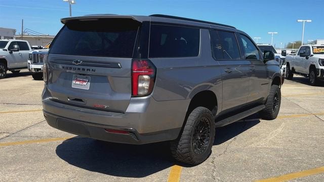 2022 Chevrolet Suburban RST