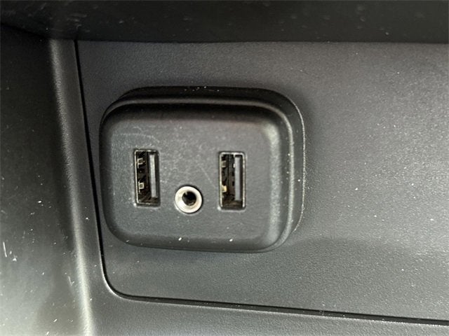 2021 GMC Canyon Elevation Standard