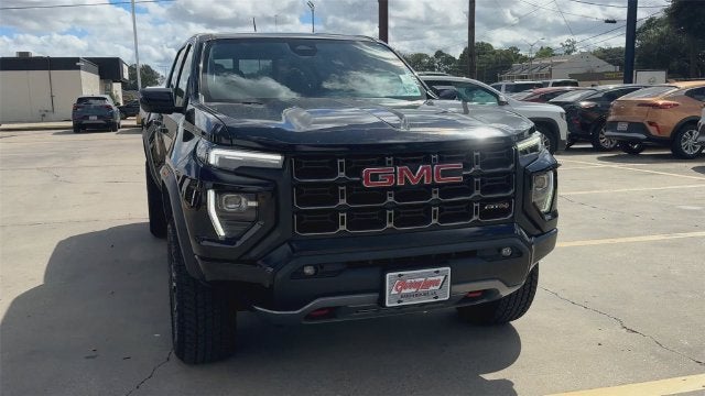 2023 GMC Canyon 4WD AT4