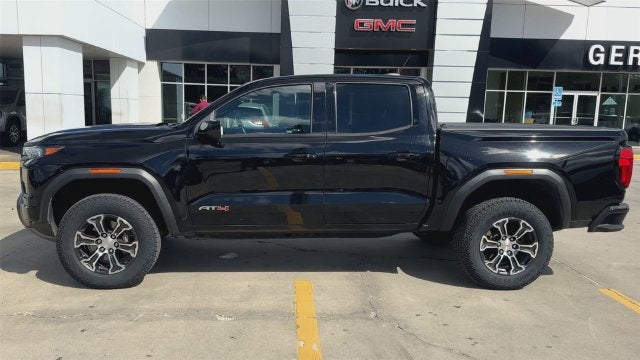 2023 GMC Canyon 4WD AT4