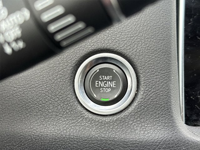 2020 Cadillac XT4 FWD Premium Luxury