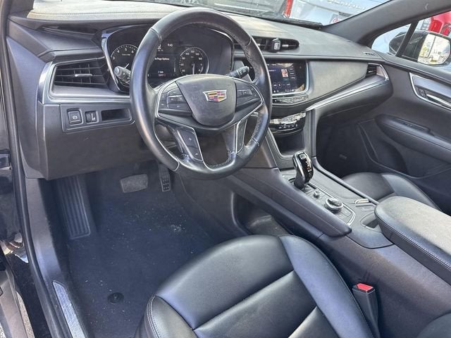 2022 Cadillac XT5 Luxury