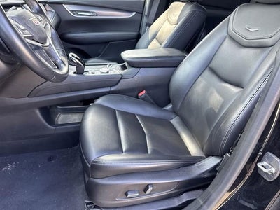 2022 Cadillac XT5 Luxury