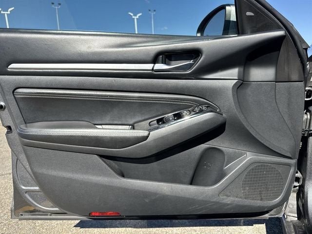 2021 Nissan Altima SL FWD