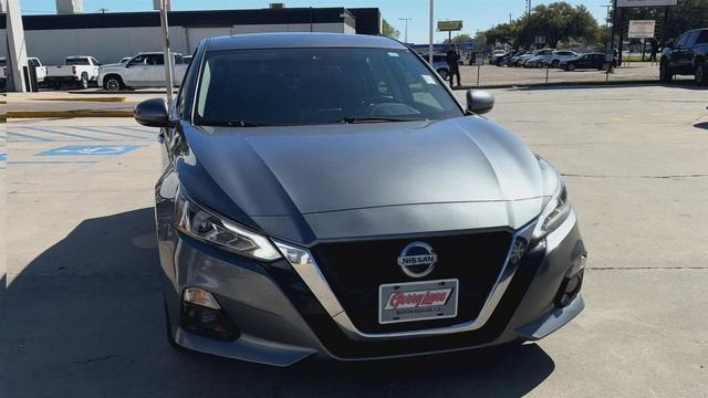 2021 Nissan Altima SL FWD