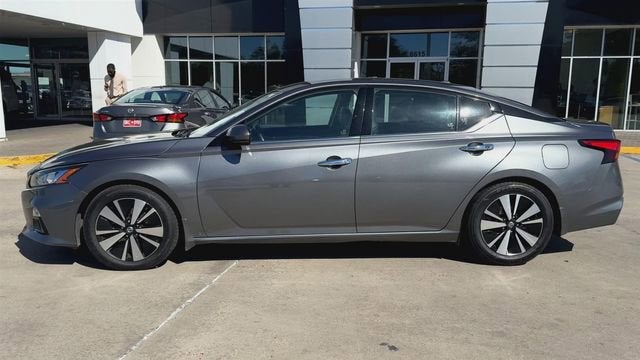 2021 Nissan Altima SL FWD