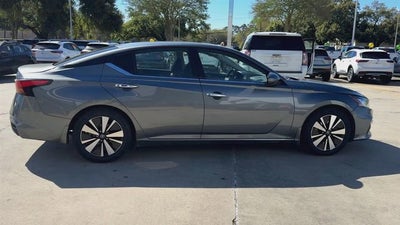 2021 Nissan Altima SL FWD