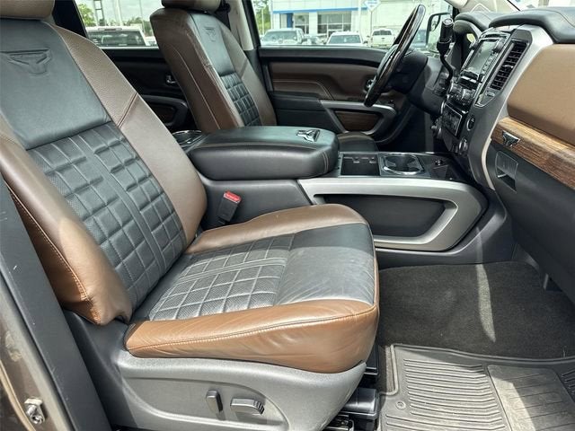 2019 Nissan TITAN Platinum Reserve