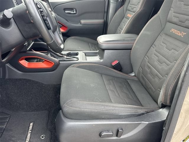 2024 Nissan Frontier Crew Cab PRO-X 4x2