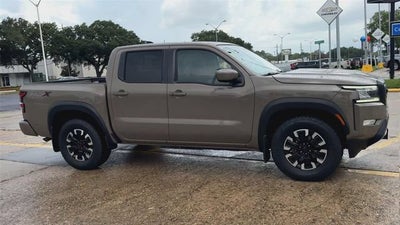 2024 Nissan Frontier Crew Cab PRO-X 4x2