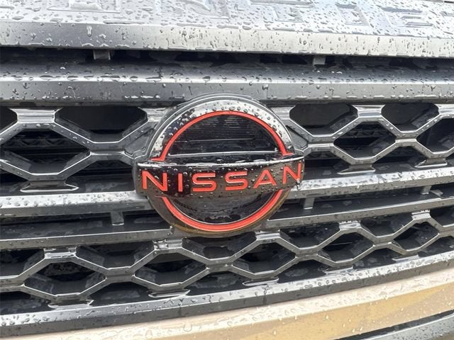 2024 Nissan Frontier Crew Cab PRO-X 4x2