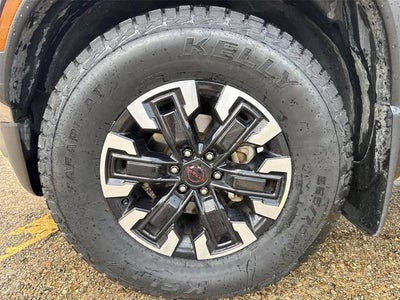 2024 Nissan Frontier Crew Cab PRO-X 4x2