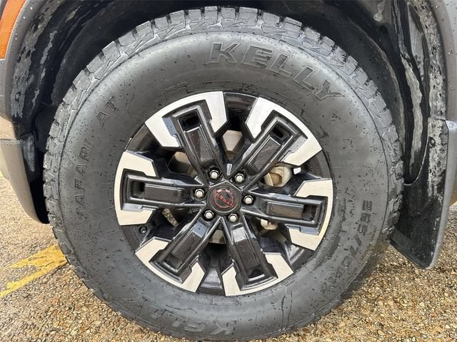 2024 Nissan Frontier Crew Cab PRO-X 4x2