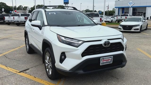 2025 Toyota RAV4 XLE Premium