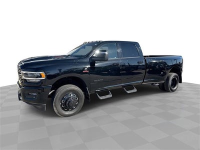 2024 RAM 3500 Laramie Crew Cab 4x4 8' Box